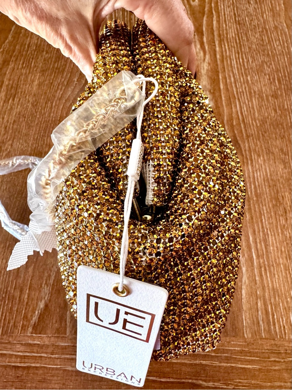 NWT Urban Expressions Mariah gold crystal evening bag - Picture 5 of 12